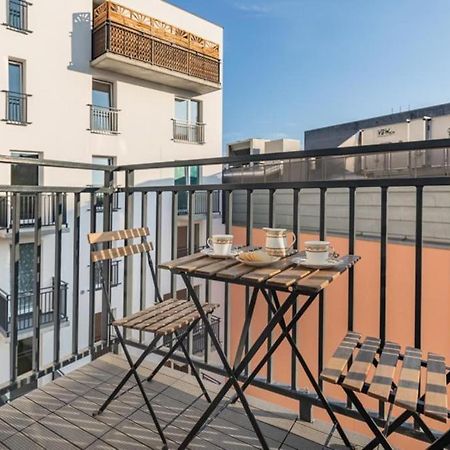 Modern Riverside Apartment With Free Parking Space Щецин Экстерьер фото